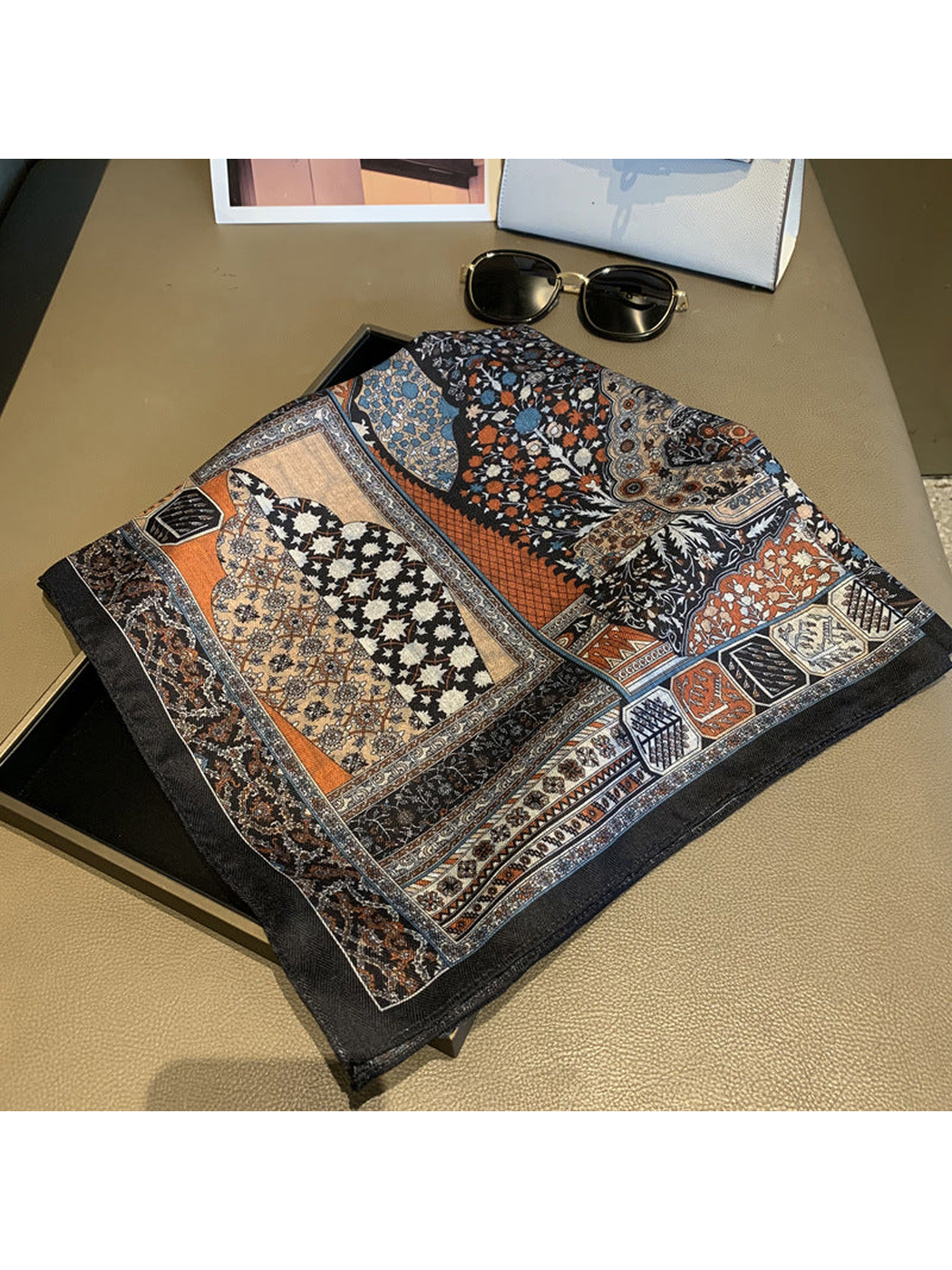 Multicolor Tapestry Print Square Scarf