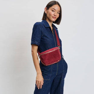 Gizelle-Suede Belt Bag: Black