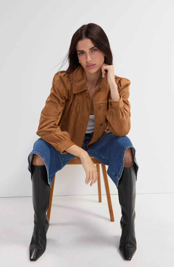 Liverpool Los Angeles cropped faux suede puff sleeve jacket with laser-cut scallop hem in Caramel