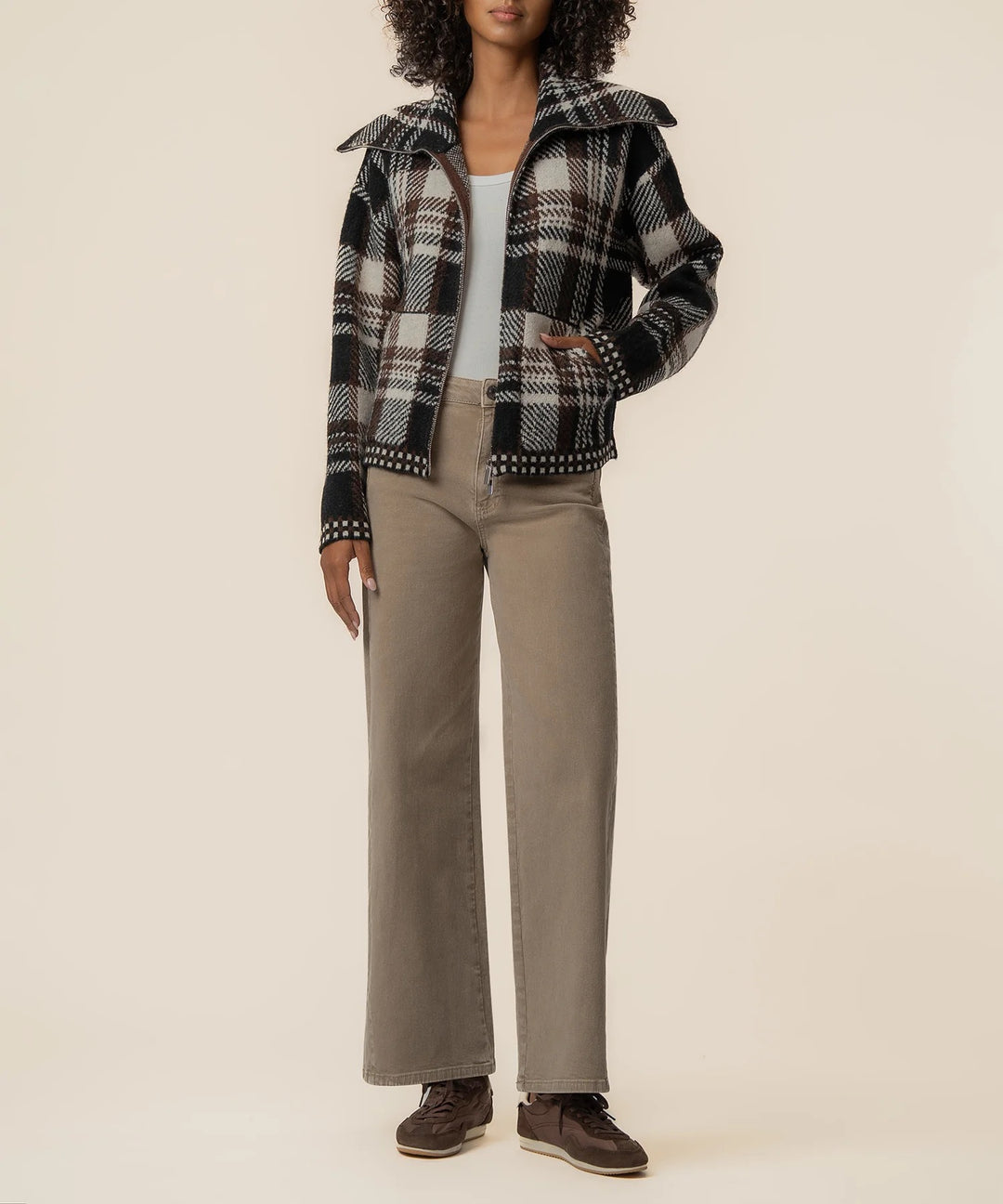 Rue Zip Up Sweater Knit Jacket in Chocolate