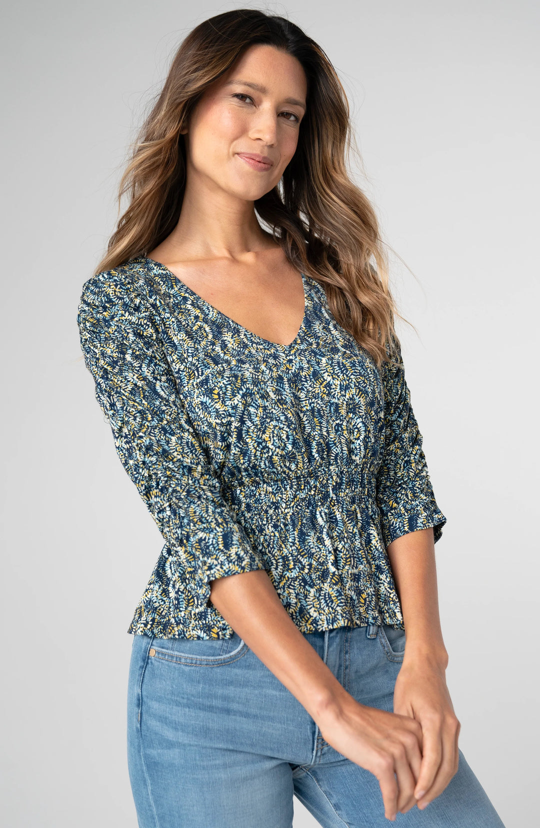 Ruched 3/4 Sleeve V-Neck Knit Top