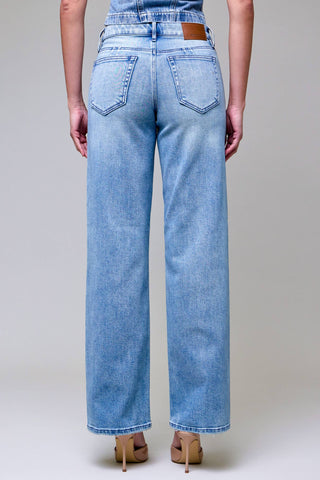 Vintage Wash Stretch Mid Rise Dad Jean