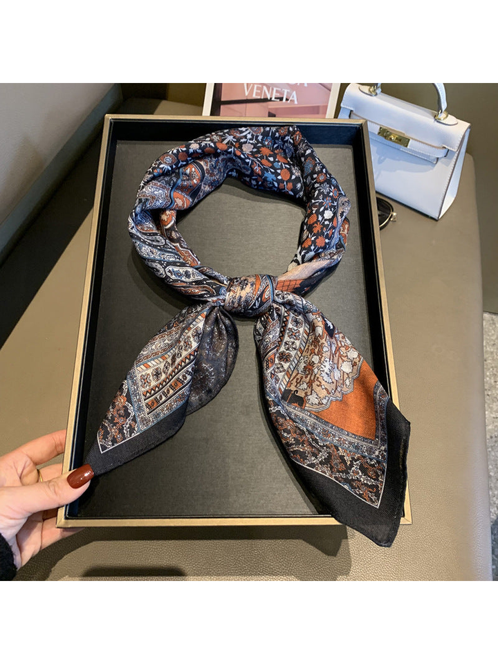 Multicolor Tapestry Print Square Scarf