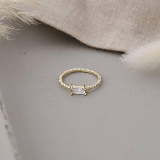 Bling Bling Ring: Gold / Size 6 - Hello Beautiful Boutique