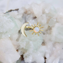 Load image into Gallery viewer, Mesa Blue - Opalite Sun and Moon Ring
