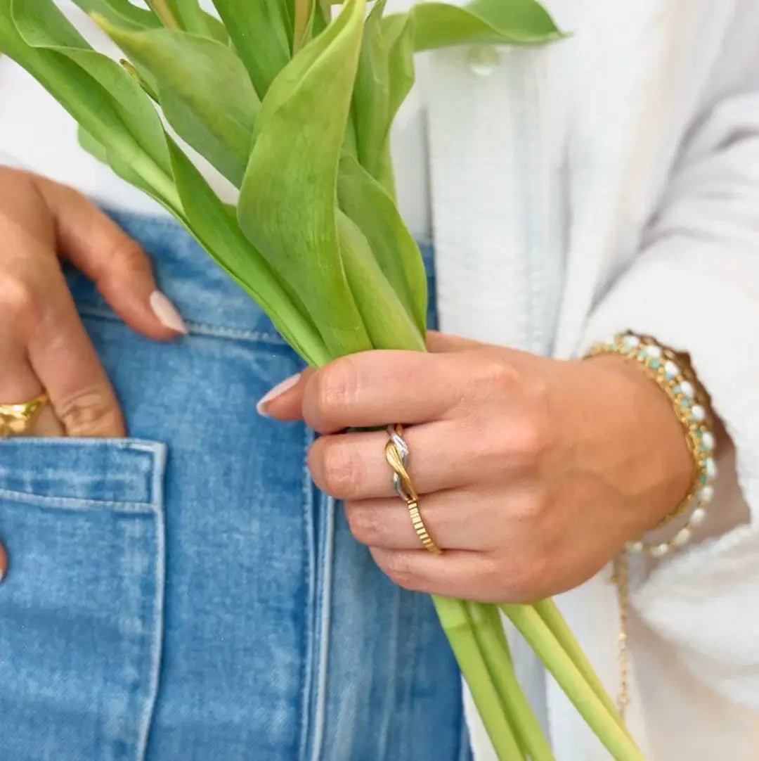 Devin Mixed Metal Ring - Hello Beautiful Boutique