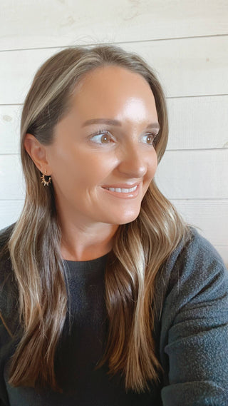 Mikel 18k gold stud earrings