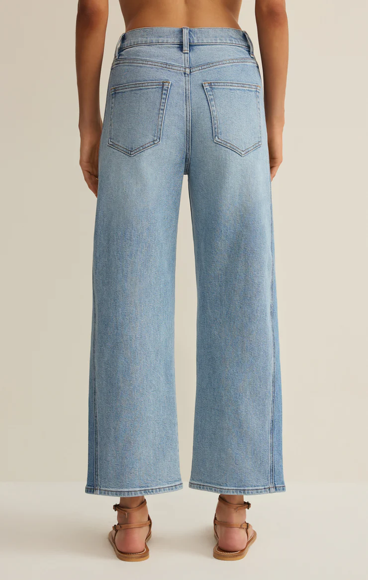 Luna High Rise Crop Bowed