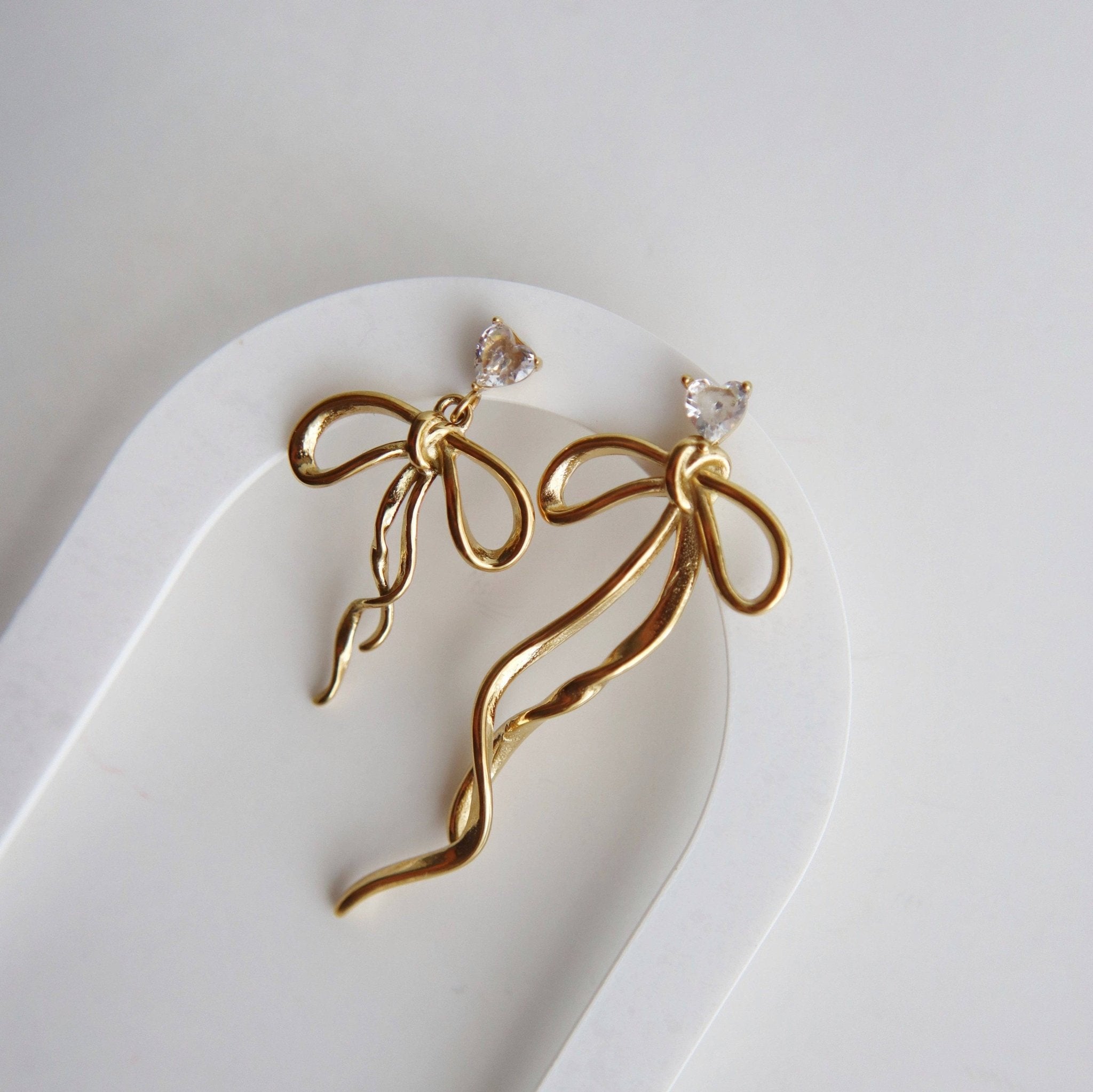 Keira Bow Dangle Earrings – Hello Beautiful Boutique