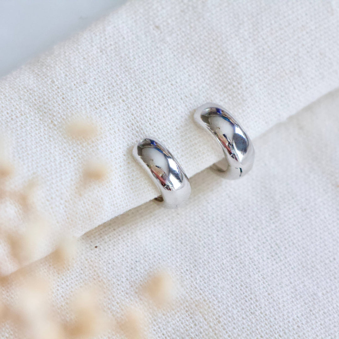 Mesa Blue - Chubby Hoop Earrings: GOLD - Hello Beautiful Boutique