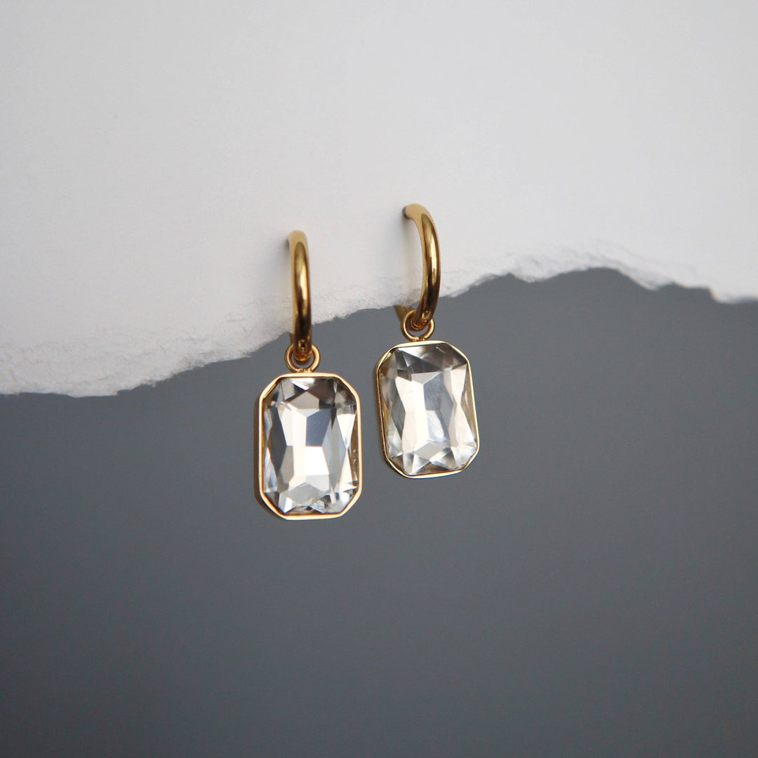 Naomi Hoops - Hello Beautiful Boutique