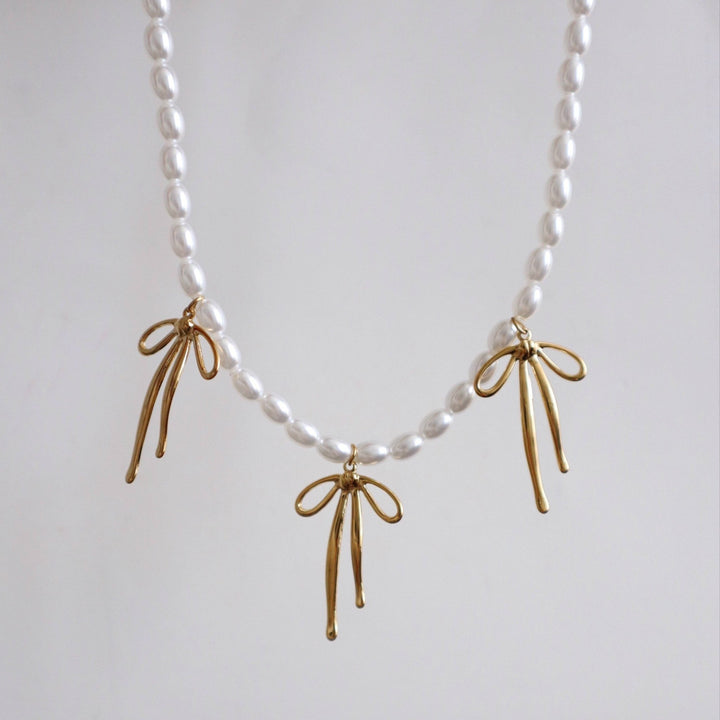 Pearl Bliss Bow Necklace - Hello Beautiful Boutique