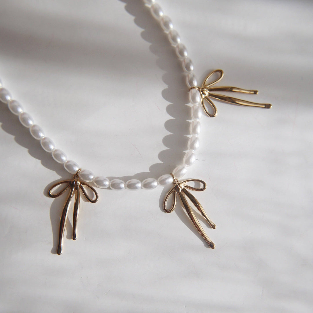 Pearl Bliss Bow Necklace - Hello Beautiful Boutique