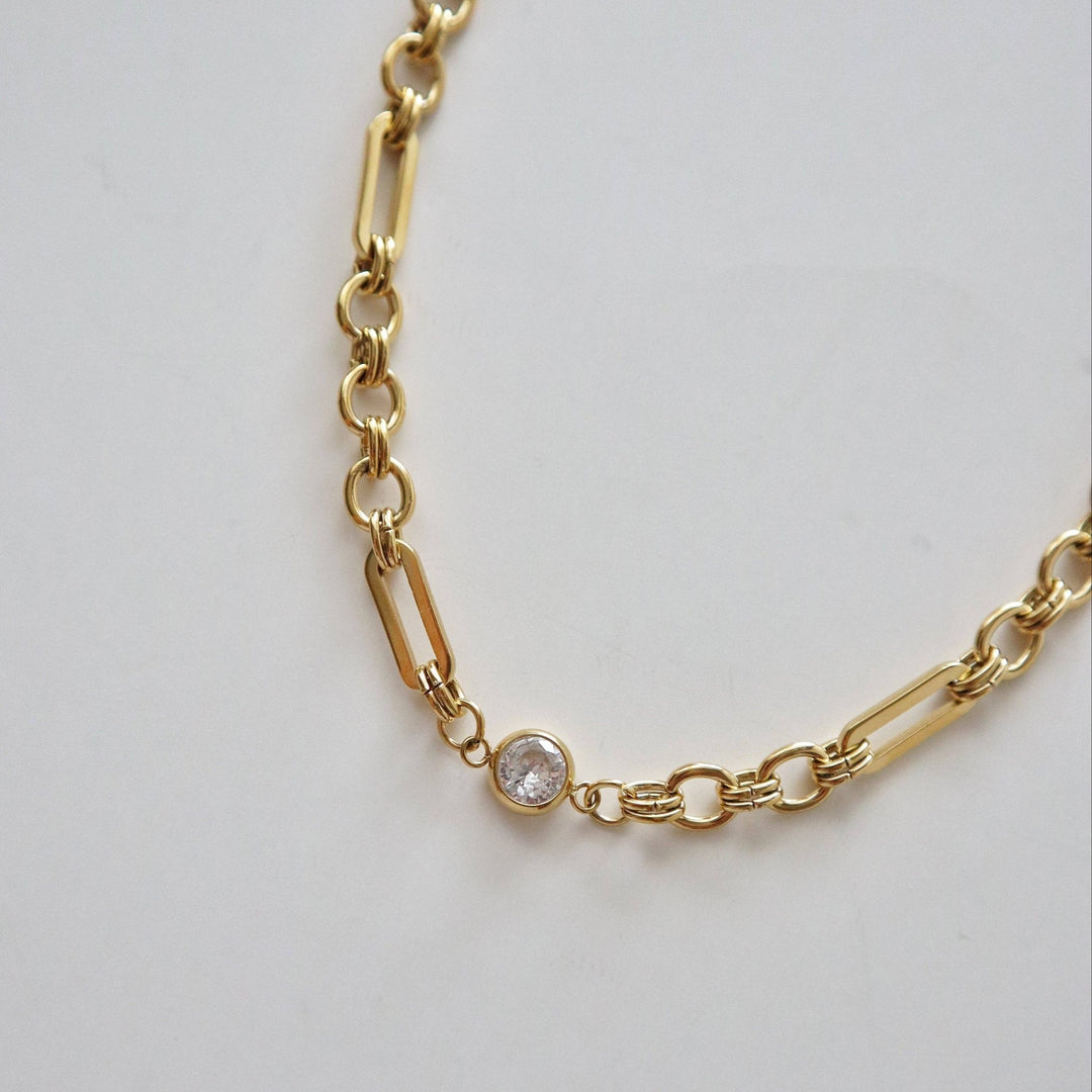 Solenne Chain Necklace - Hello Beautiful Boutique