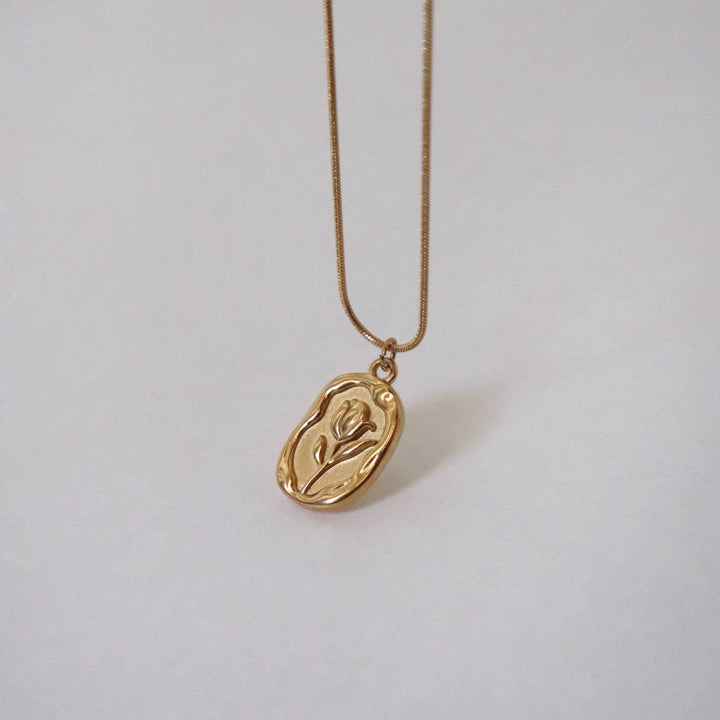 Tulip Necklace | Flower Pendant Necklace - Hello Beautiful Boutique