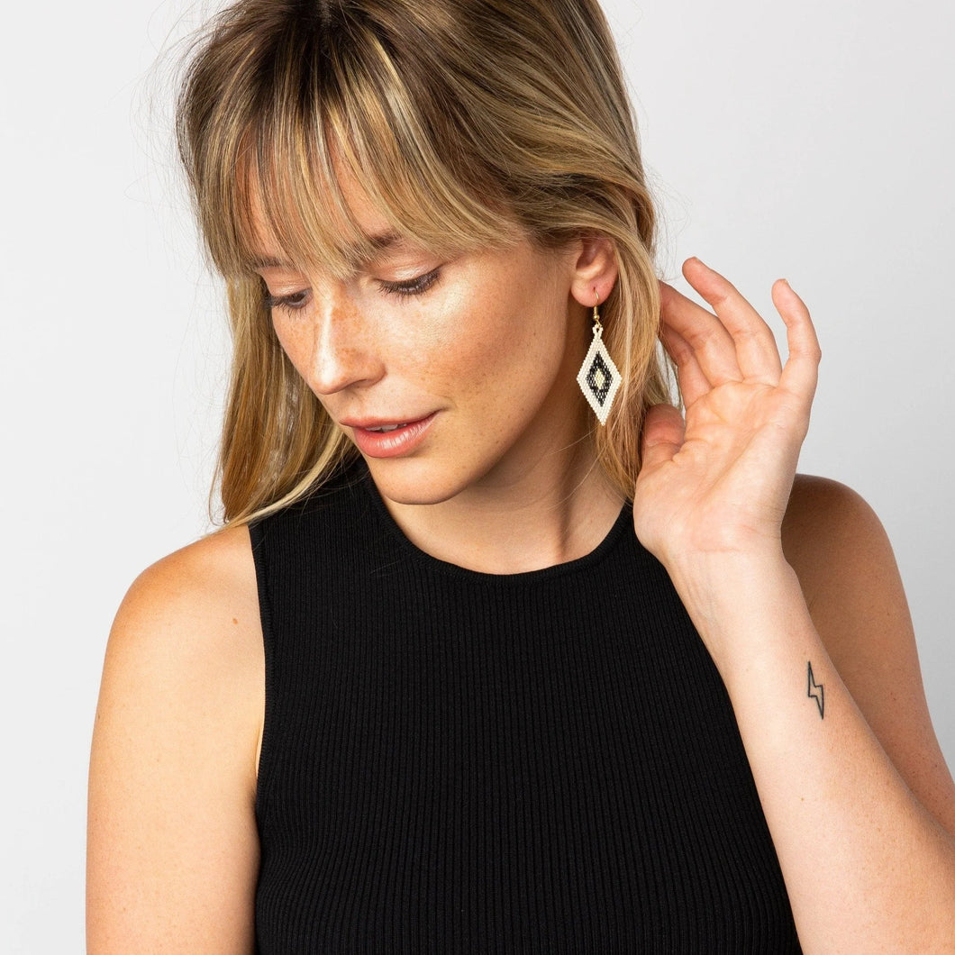 Zelda Diamond Outline Beaded Earring - Hello Beautiful Boutique