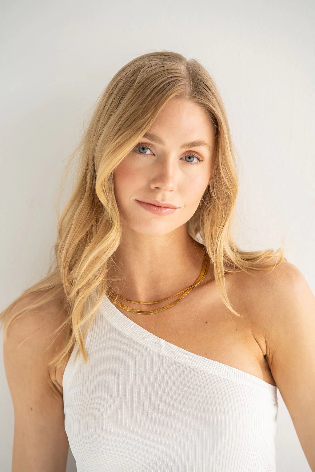 Dainty Snake Necklace - Hello Beautiful Boutique