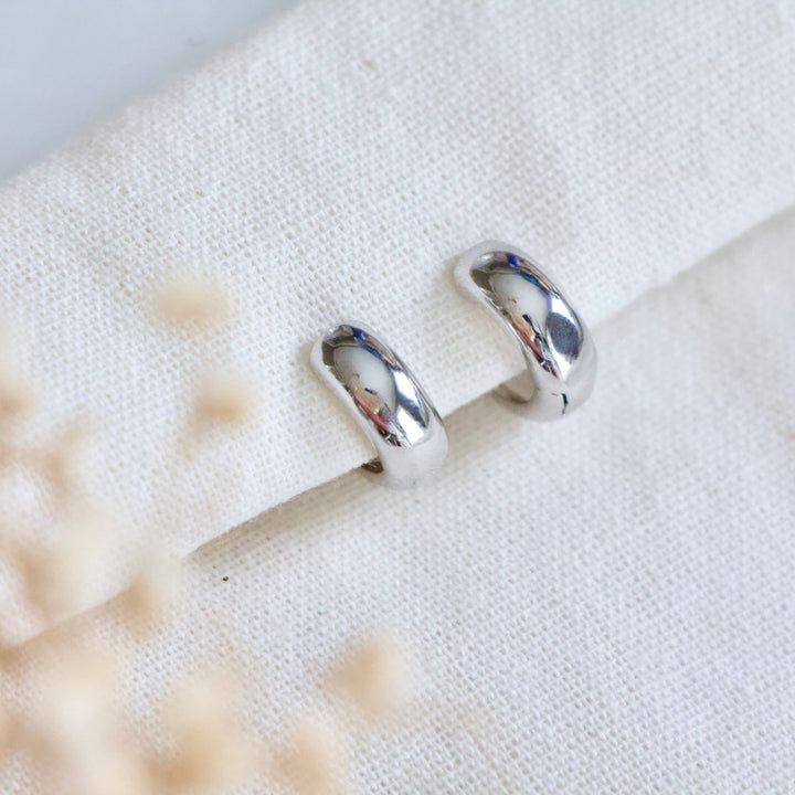Mesa Blue - Chubby Hoop Earrings: SILVER - Hello Beautiful Boutique
